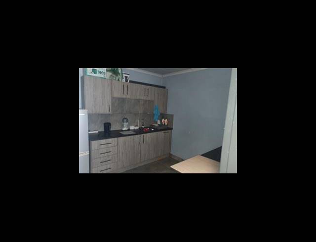 650M² MINI FACTORY FOR SALE IN DAGGAFONTEIN